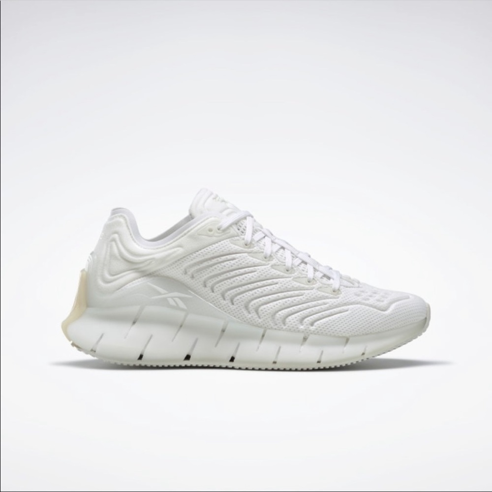 Reebok Zig Kinetica Women’s Shoes, Size 7.5, White